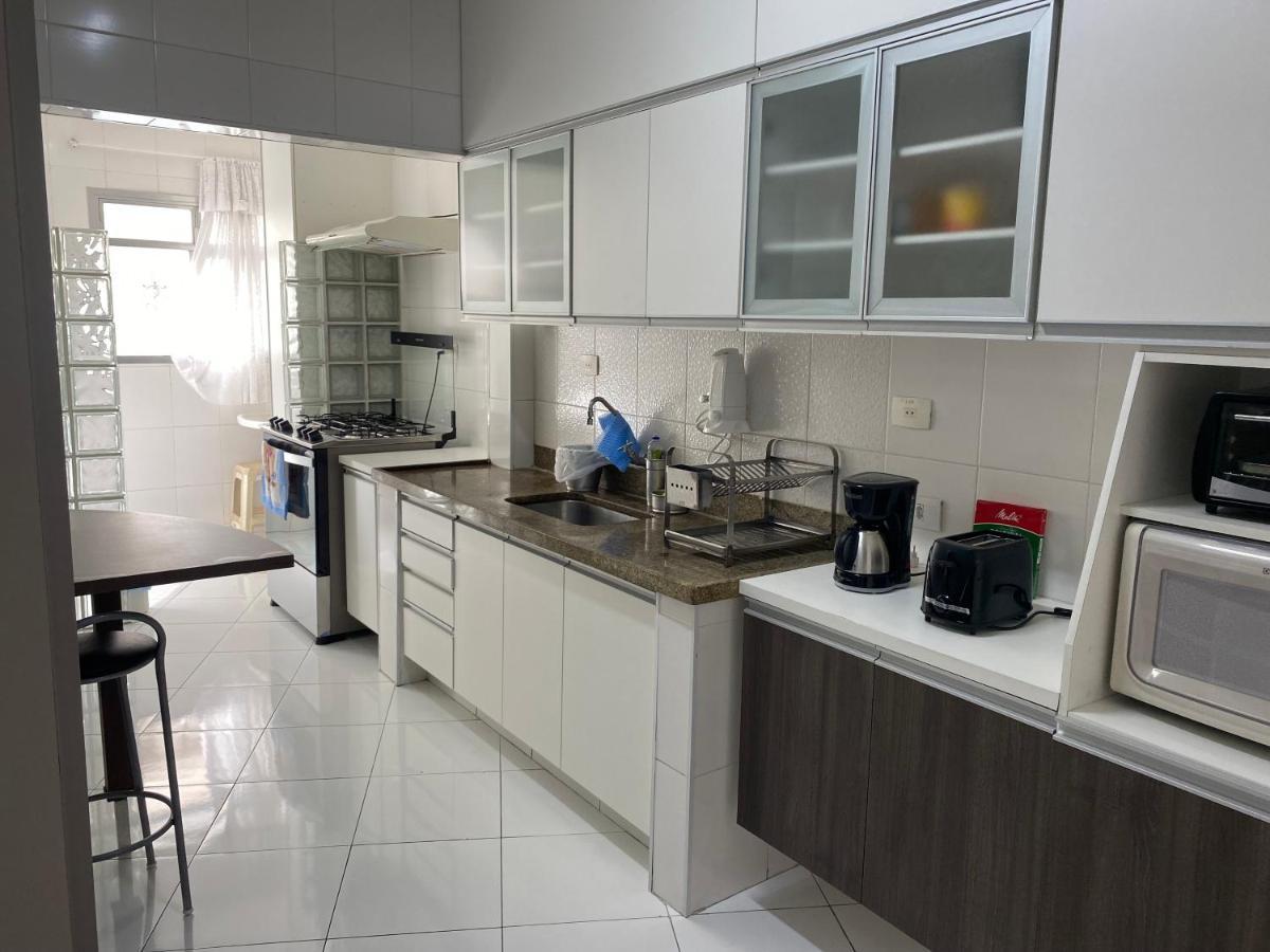 Apto Praia Do Tombo - Guaruja Apartman Kültér fotó